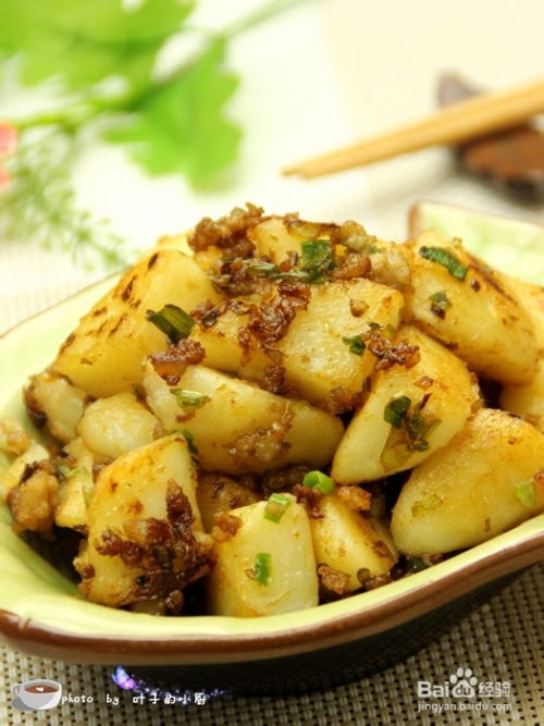 舌尖上最美味的土豆做法 肉末锅巴土豆
